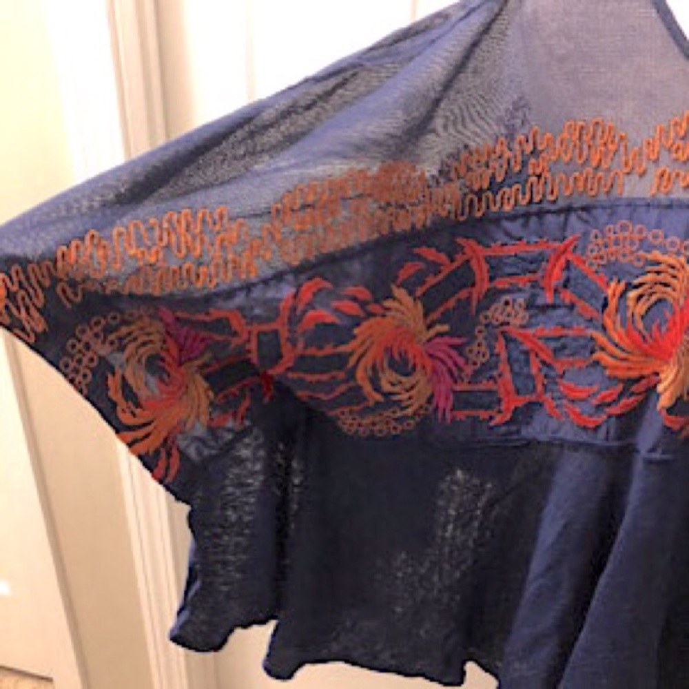 “Like New” Free People Love Letter T-shirt - Picture 6 of 8